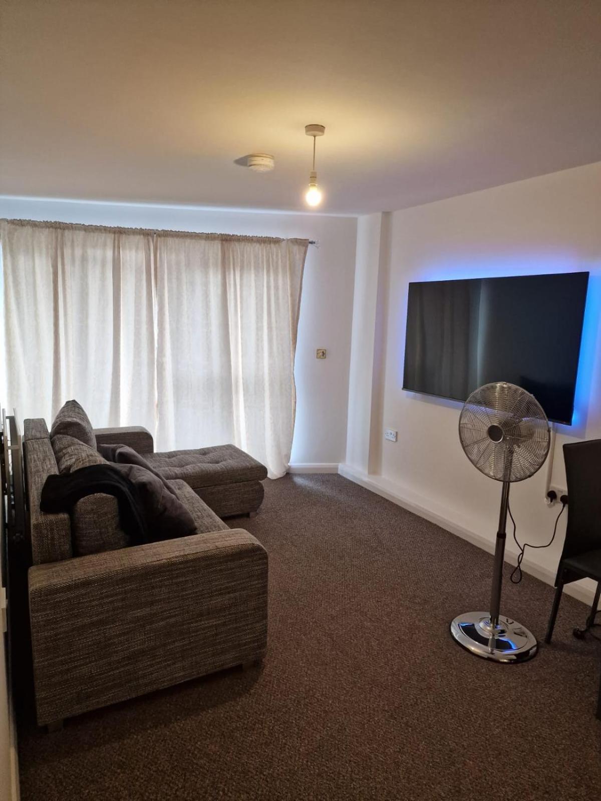 Sim Luxury Apartments Londen Buitenkant foto